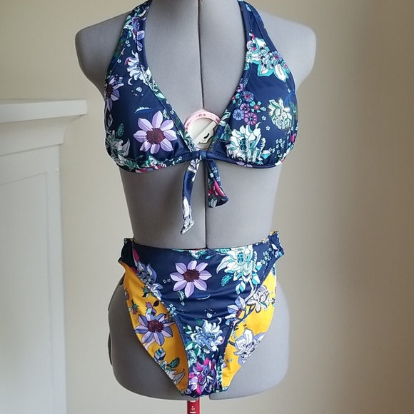 Reversible Bikini - Picture 4 of 5